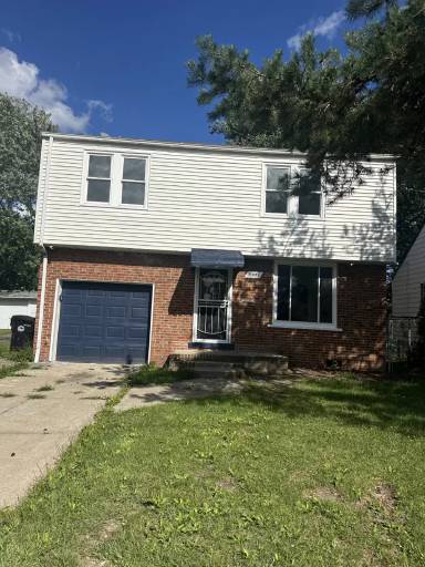 Main picture of 3971 E 177th St