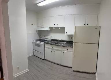 Main picture of 202 E Washington St