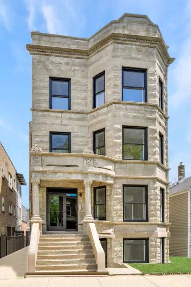 Main picture of 1633 N Francisco Ave