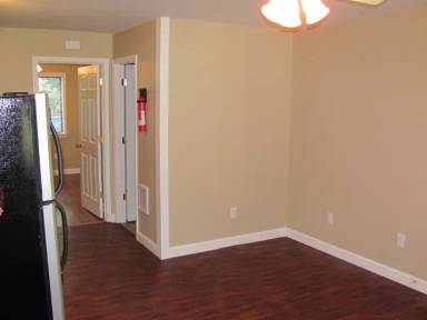 Main picture of 85 N High St