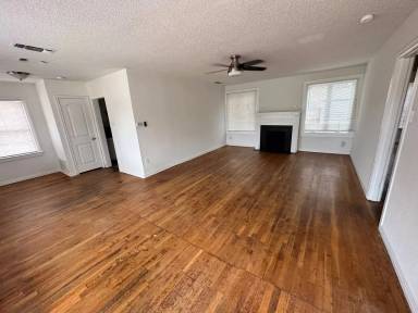Main picture of 2302 26th St