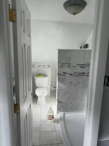 Main picture of 1116 Old York Rd