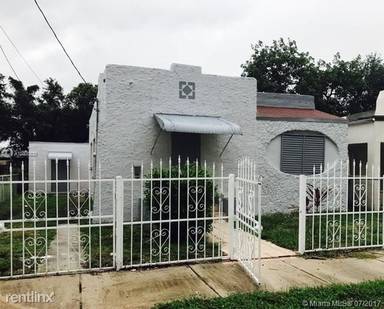 Main picture of 819 NW 51st St