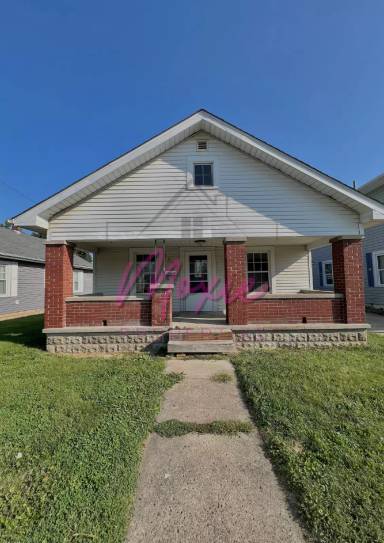 Main picture of 1026 E Firmin St