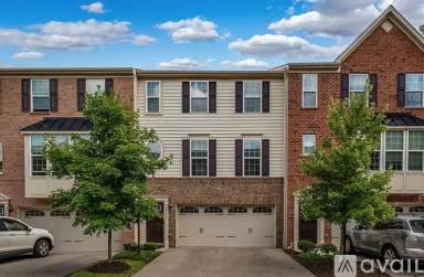 Main picture of 1903 Pointe View Dr