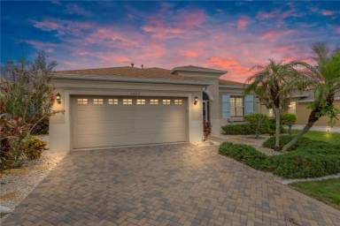 Main picture of 1004 Regal Manor Way