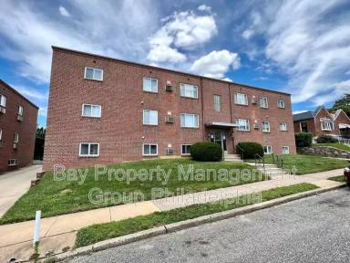 Main picture of 1715 Lansing St