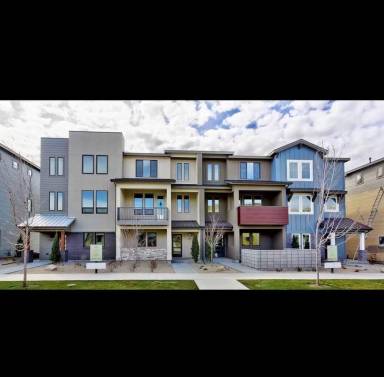 Main picture of 3803 E Parkcenter Blvd