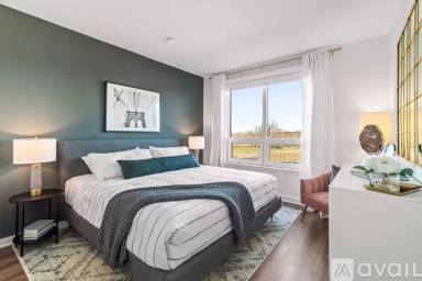 Main picture of Ivy & Green