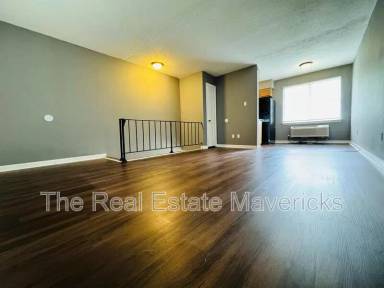 Main picture of 925 Shallowford Rd