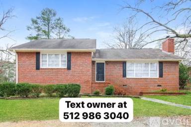 Main picture of 662 Forest Hill Rd