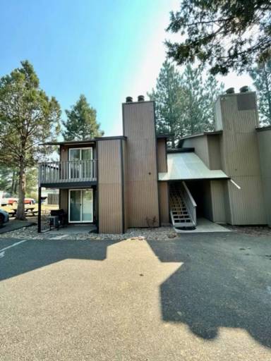 Main picture of 1737 SW Forest Ridge Ave