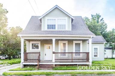 Main picture of 312 S Gharkey St