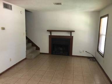 Main picture of 118 Briarwood Cir
