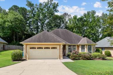 Main picture of 4735 Jones Bridge Woods Dr