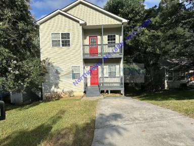 Main picture of 2829 3rd Ave SW
