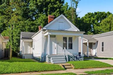 Main picture of 3420 W Jefferson St