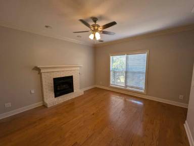 Main picture of 117 Twin Gates Dr