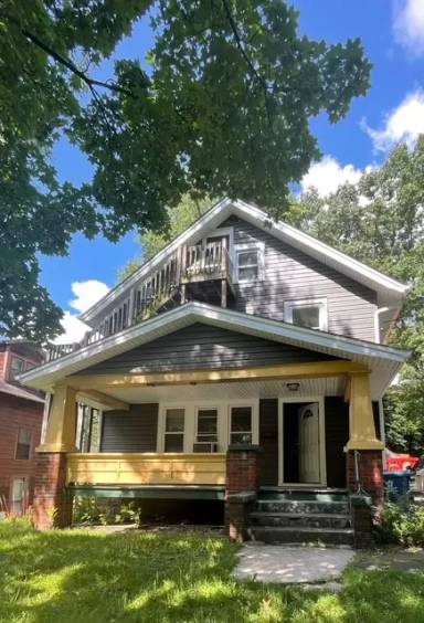 Main picture of 312 N Lincoln St