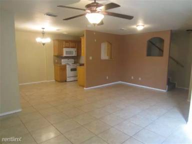 Main picture of Stone Oak Townhomes Apartments