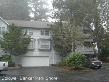 Main picture of 7601 Concord Ln NE