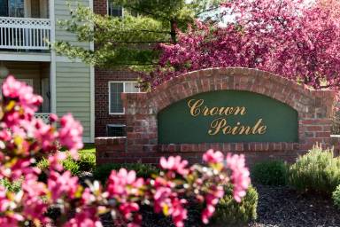 Main picture of Crown Pointe Apartments