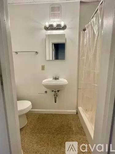 Main picture of 1061 Beacon St