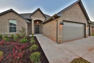 Main picture of 3217 NW 188th Ter