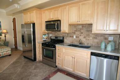 Main picture of 1206 Oak Ave