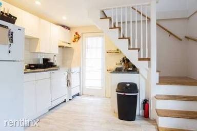 Main picture of 249 Hurley St