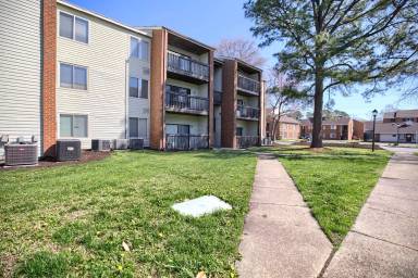 Main picture of 13 Haverford Ct