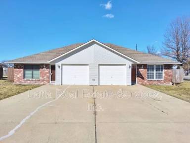 Main picture of 1300 SW Blue Branch Dr