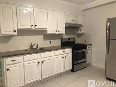 Main picture of 2032 S 5th St