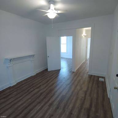 Main picture of 574 Howard Ave