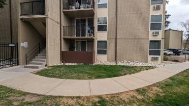 Main picture of 2231 S Vaughn Way