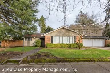 Main picture of 1480 SW Hilldale Ave