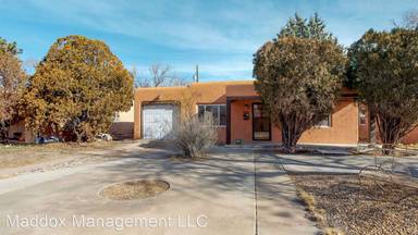 Main picture of 1212 Columbia Dr NE