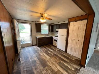 Main picture of 406 N Lincoln St