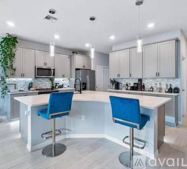 Main picture of 8294 Cadre Noir Rd