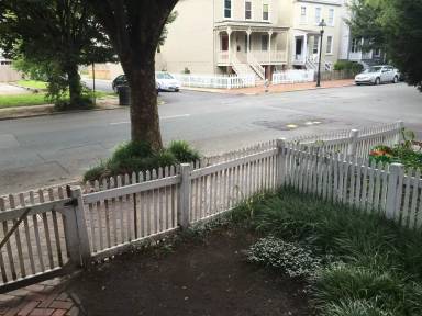 Main picture of 418 W Marshall St
