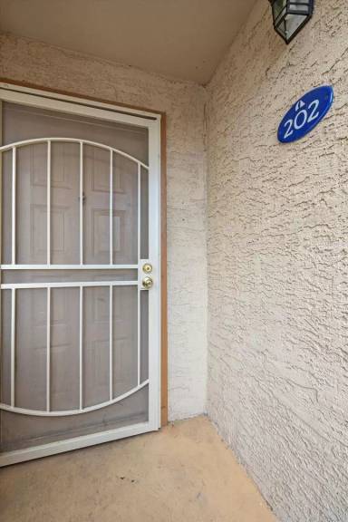 Main picture of 2972 Juniper Hills Blvd