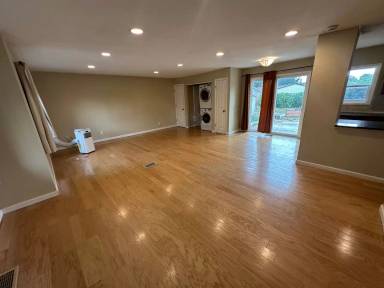 Main picture of 5275 Highline Pl