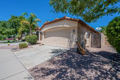 Main picture of 12326 W Solano Dr