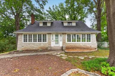 Main picture of 7325 Sutherland Ave