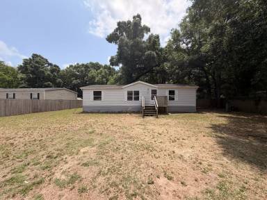 Main picture of 6525 Burdick St