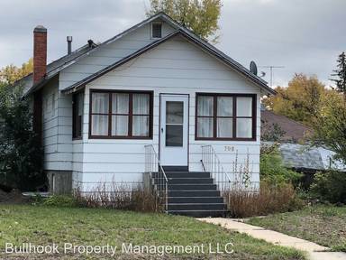 Main picture of 701 Ohio St N