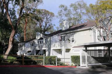 Main picture of 7634 Hollister Ave