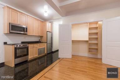 Main picture of 115 E 92nd St