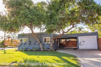 Main picture of 55 S Center St