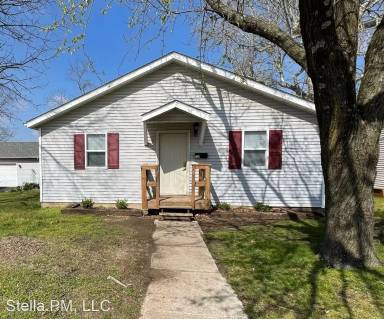 Main picture of 518 S Hall St